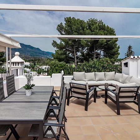 Charming And Modern 3-Bedroom Duplex In Aloha Pueblo With Mountain Views Marbella Exterior photo